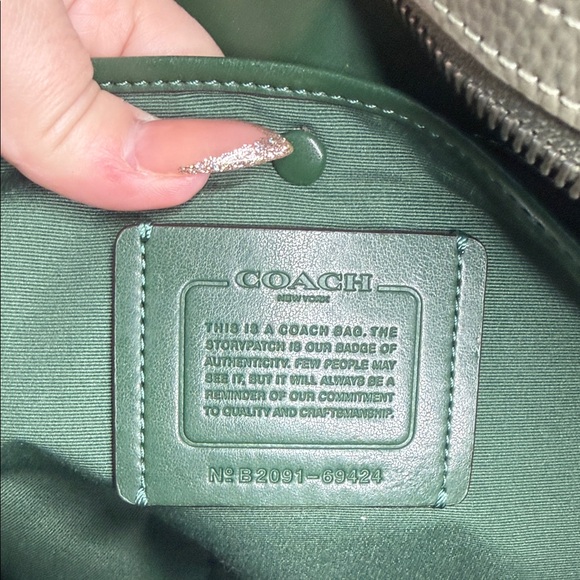 Coach central Sage Green Leather Tote - Picture 10 of 11